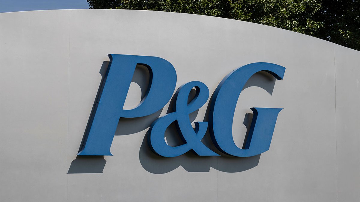 NIKKEIxTREND's tweet photo. 売れた商品でも、なぜ伸び悩むのか。P&amp;G『ボールド』は発売後の壁にぶつかった後、「柔らかさ」ではなく「香りと楽しさ」に再定義して復活した。ブランドは投入して終わりではない――定期診断で立ち位置を変えられるかが、次の成長を決める https://t.co/WLCd5Jer2S #日経クロストレンド https://t.co/dGeWEj9u0N