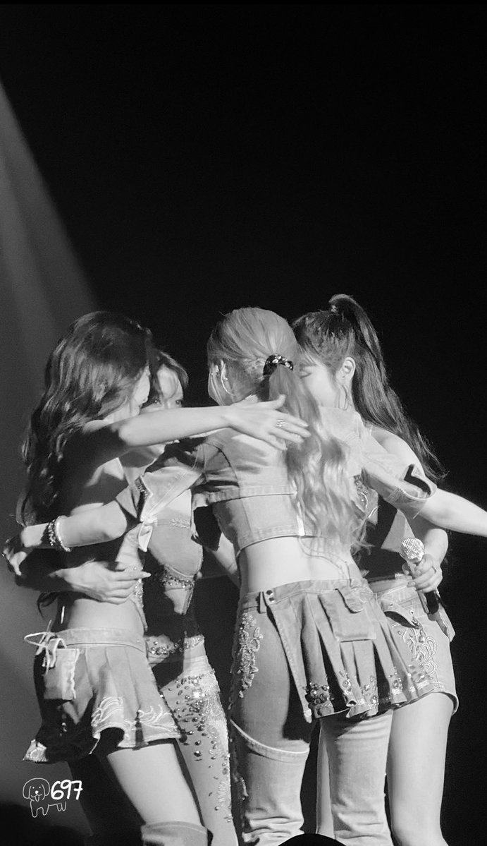 260621 4WARD in🇰🇷 💙❤️🤍💛🫂 #마마무 #MAMAMOO