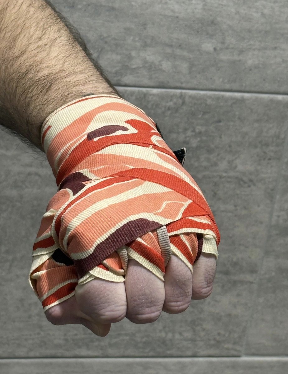 KnuckleWraps tweet picture
