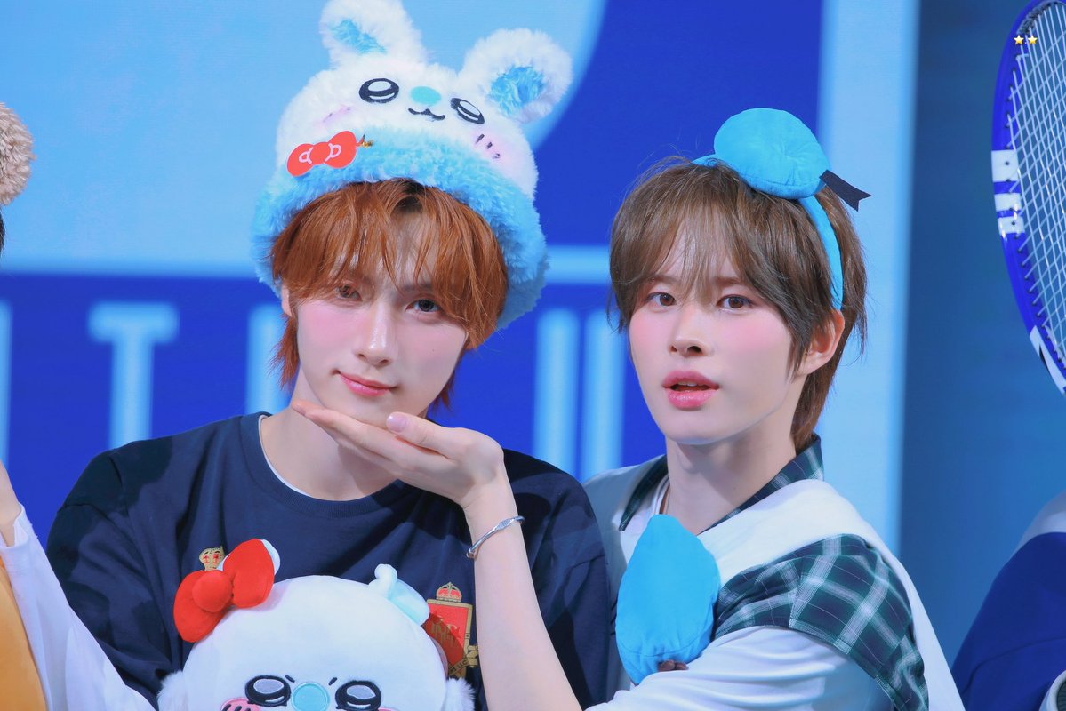 unethicalboy's tweet photo. 오늘도 힘내자... https://t.co/ulqJ8C1HwL