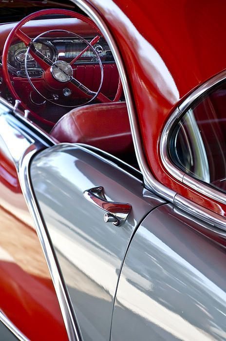 Bellagiotime's tweet photo. 1956 Oldsmobile https://t.co/GmQmbUOmDX