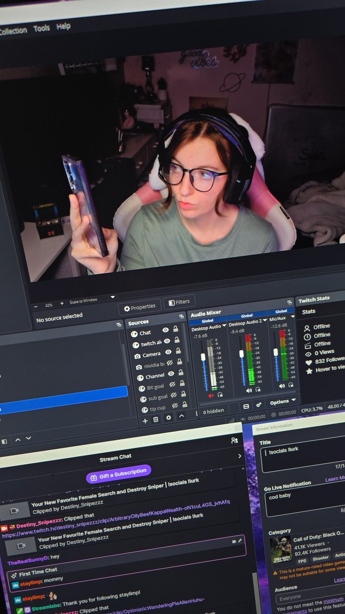DestinySnipezzz's tweet photo. Apex Stream! 
•
https://t.co/P0A9jrJN9H https://t.co/R6wDqAZsoy
