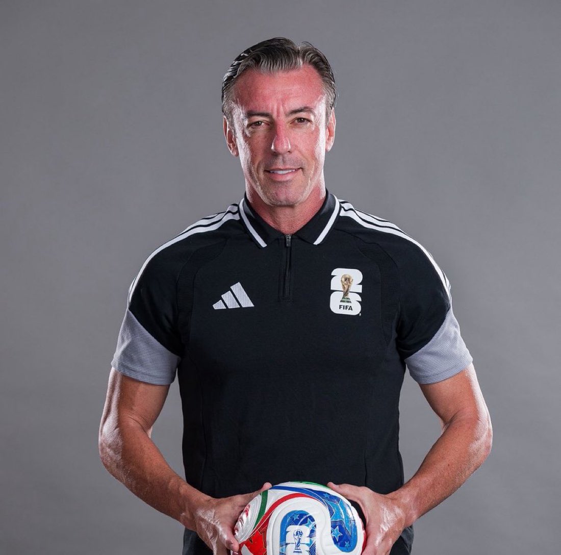 futtmais's tweet photo. Essa sequência do Raphael Claus foi bizarra. 

O jogador bósnio foi levantado e ele nada marcou. 

Logo em seguida, num simples puxão, em frente ao gol, ele marcou falta para os Estados Unidos.

Resultado? Gol dos Estados Unidos. https://t.co/67lxe9Jr7V