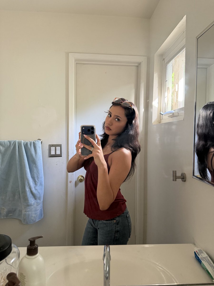 darleanelopez tweet picture