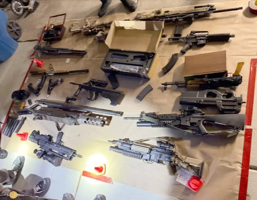 libsoftiktok's tweet photo. WANNABE TRANS TERRORIST ARRESTED IN LAS VEGAS

Allison Howlett, a man pretending to be a woman, was arrested by police after he allegedly planned to carry out a mass shooting.

Police found a huge stockpile of weapons at his home.

He’s being held on a $500k bond.

We have an epidemic of trans violence in our country.