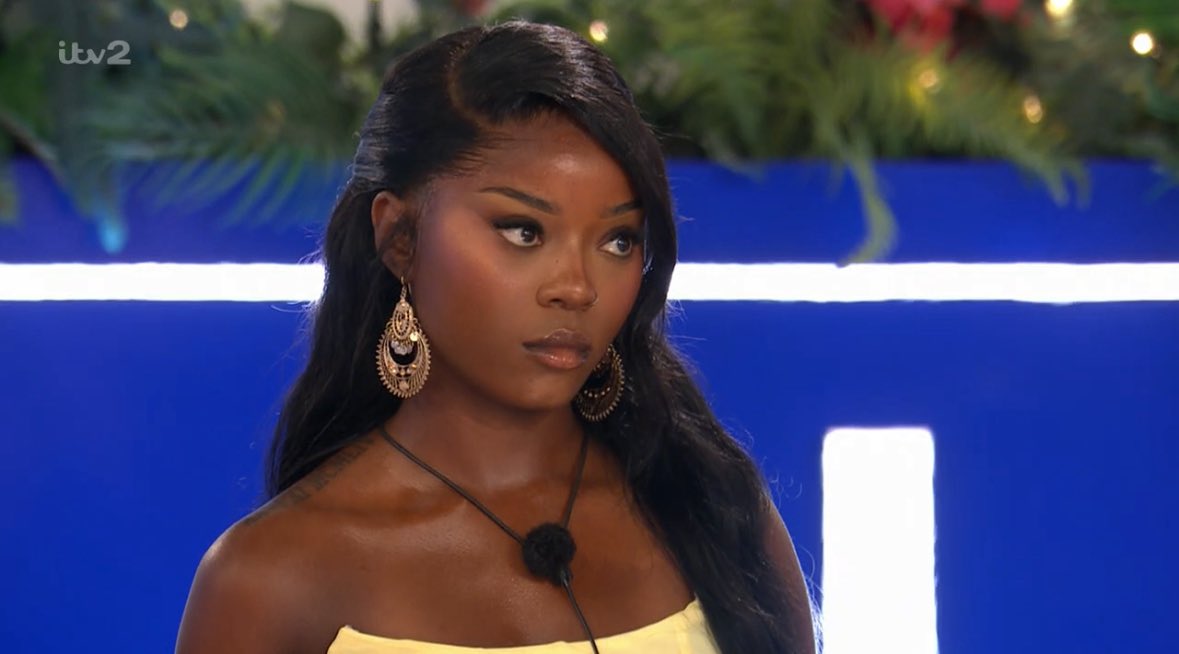 C40969825's tweet photo. Angelista i feel for you but you have let so many things slide with Simba for you to really think he was going to stay loyal to you is smth… and then when you say the picture yesterday it was like “that’s not his type” simba is a fool #LoveIsland #LoveIslandUK https://t.co/MZWY8a4B26