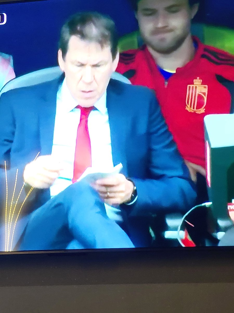 BijouSteph4433's tweet photo. L'homme qui a noyé la Belgique https://t.co/z6EdbRzPKe