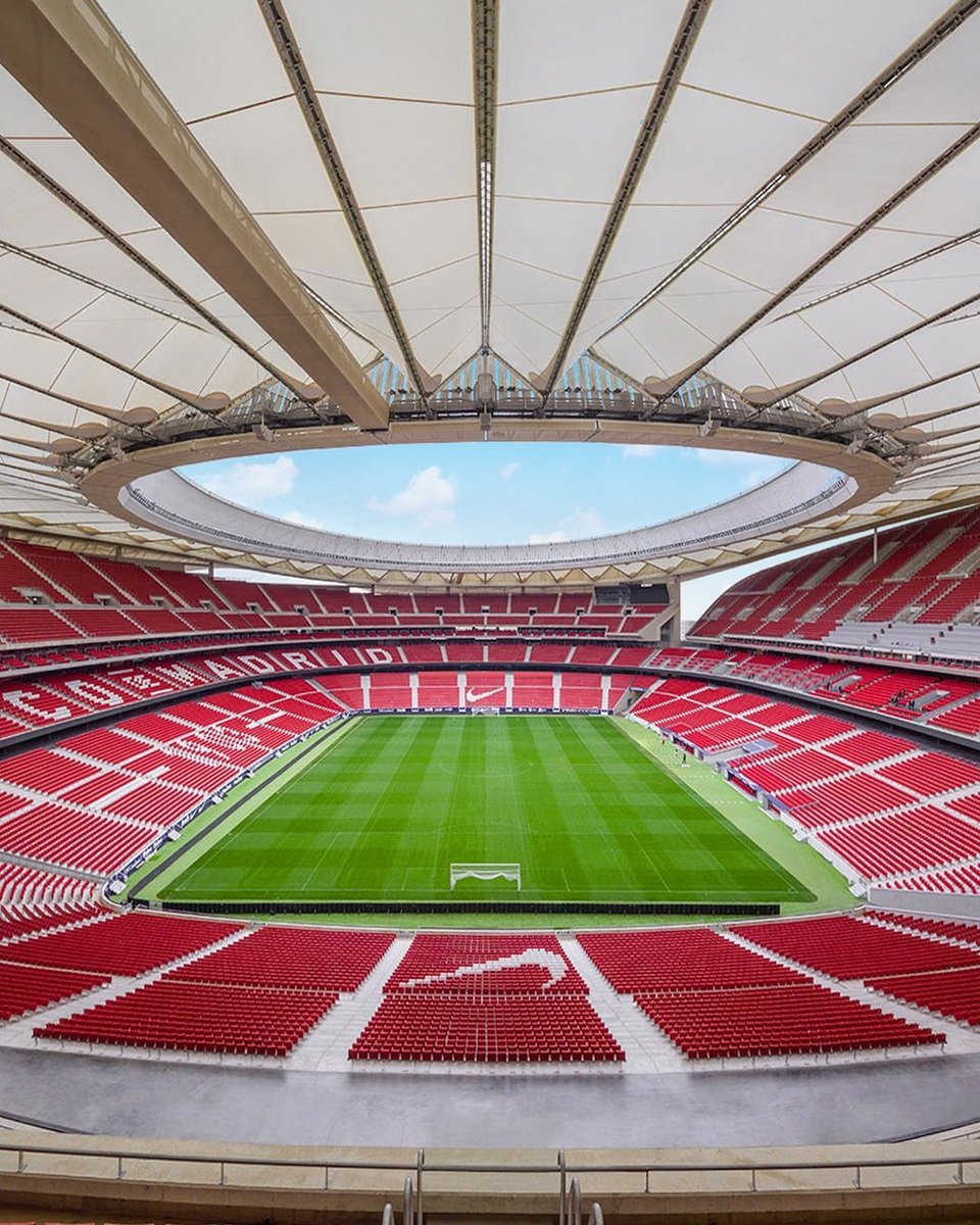 stadiumscorner's tweet photo. ملعب نادي أتلتكو مدريد الإسباني ملعب قديم أعيد تطويره  مع الإحتفاظ بالواجهه مفصوله عن باقي مدرجات الملعب 

يُسمى الملعب حاليا بإسم طيران الرياض 
💜🏟 RIYADH AIR METROPOLITANO

ملعب نهائي دوري أبطال أوروبا  الموسم القادم 

#stadiumscorner https://t.co/7YxjX2uhWh