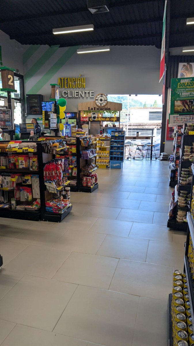 SweatSupport_'s tweet photo. Haciendo las compras de esta semana https://t.co/uMePMZmtJX