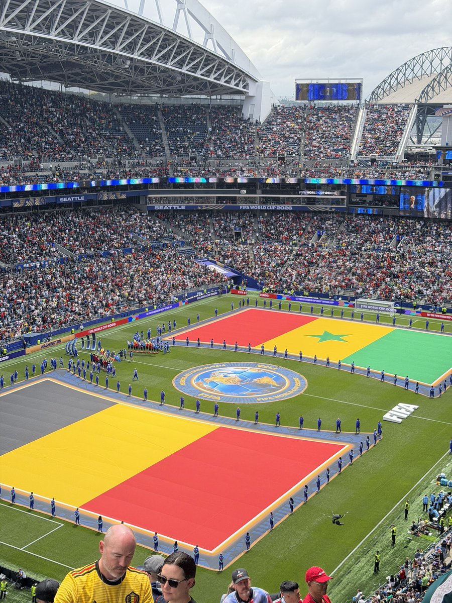 gregkauwe's tweet photo. Let’s go Senegal! #Seattle https://t.co/WJsdft7zN0