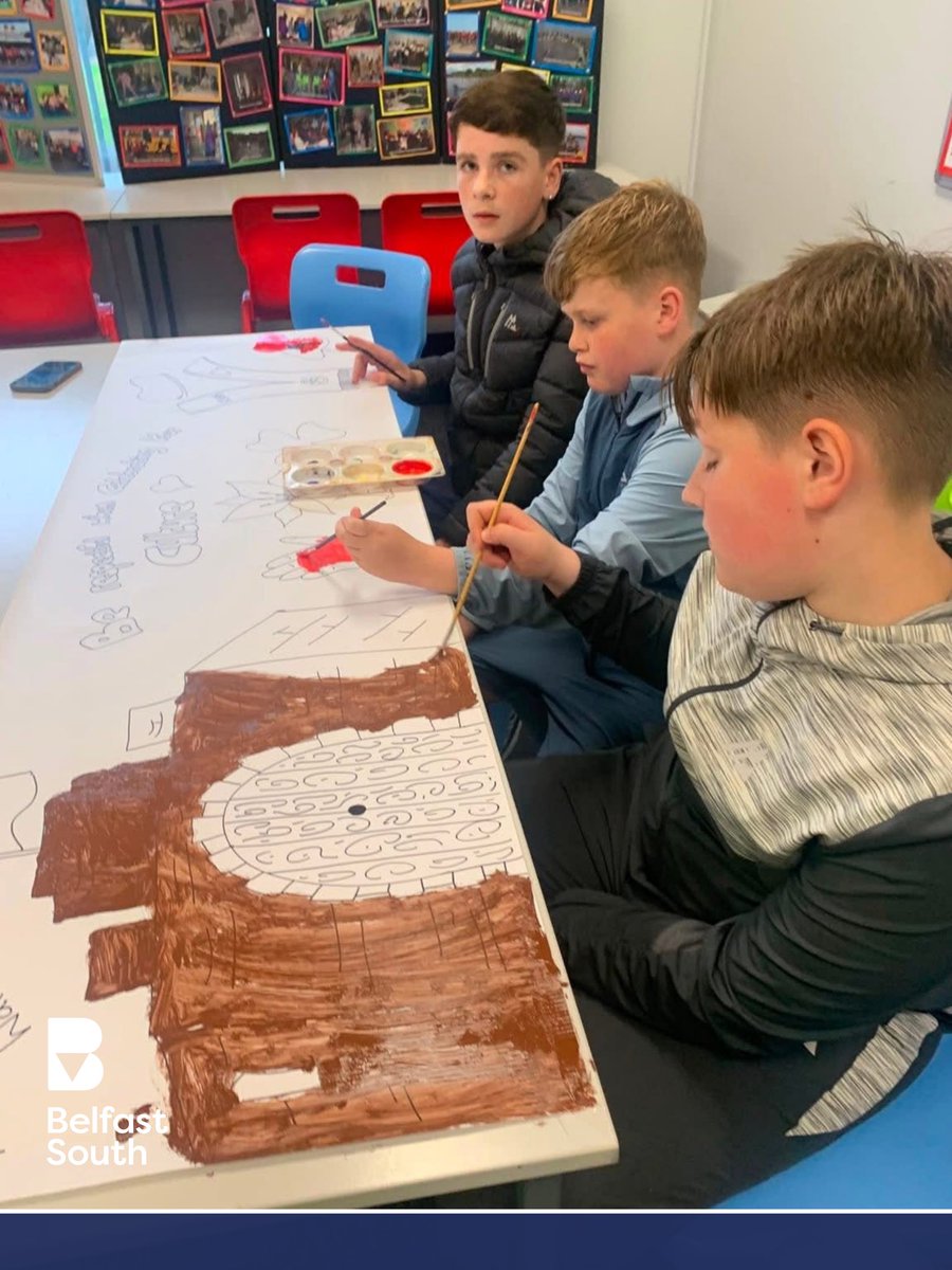 BelfastSouthh's tweet photo. Day 3 of Cultural Week at Charter Youth Centre saw young people take part in a range of creative and cultural activities, including Cultural Identity Feeling Jars, crowns, cultural banners and drum pads.
#BelfastSouth | #CreatingResults https://t.co/7ExYIVZBWO