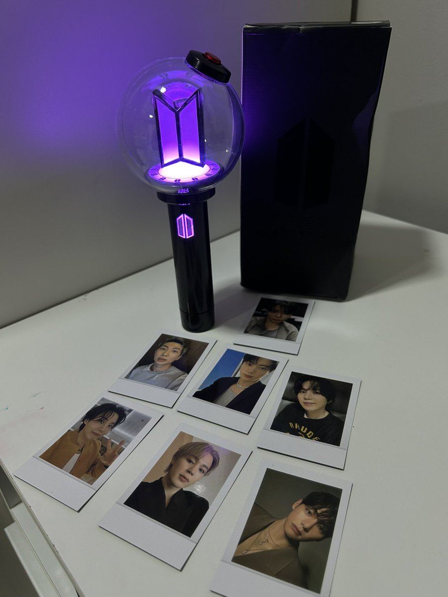 𝑎𝑛𝑛𝑎⁷ • vai ver o bts tweet media