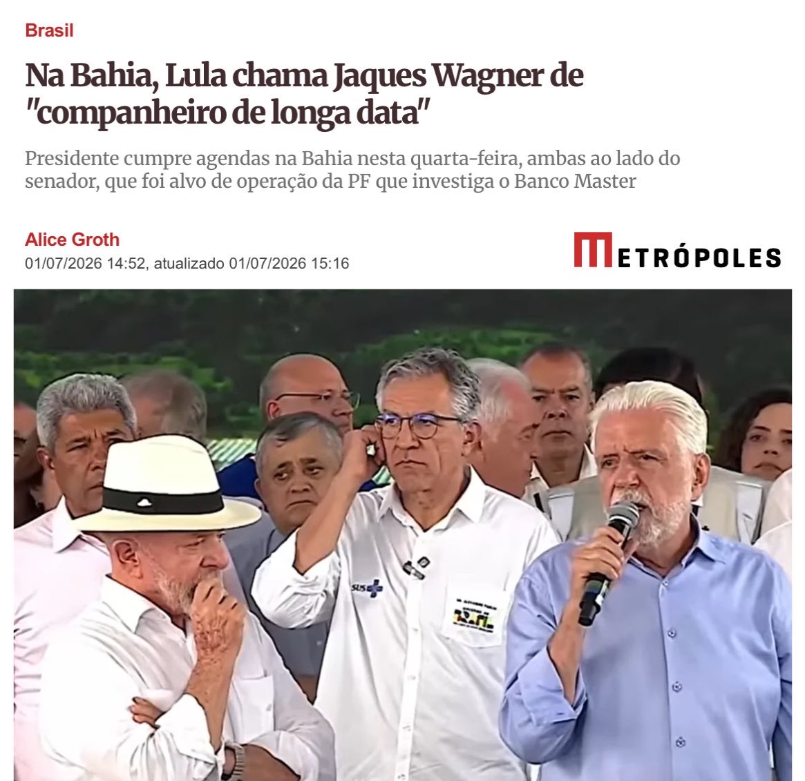 juliovschneider's tweet photo. Mesmo com Jaques Wagner sendo alvo de operação da PF no âmbito da investigação do Banco Master, Lula fez questão de chamá-lo de “companheiro de longa data”. Há apoios políticos que falam mais alto do que qualquer discurso. Lula é Master! https://t.co/HxTFitgQtR