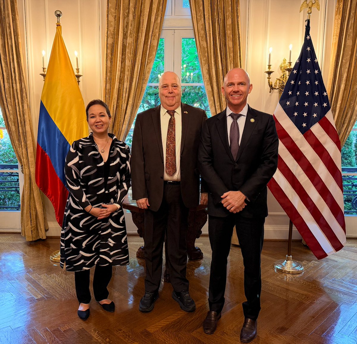 ColombiaEmbUSA's tweet photo. Hosted by Ambassador Daniel García-Peña and @PROCOLOMBIACO, the Dialogue brought together the bipartisan leadership of the Congressional Coffee Caucus, including Co-Chairs @RepJillTokuda and @RepTimmons, reaffirming Congress’ commitment to a resilient, sustainable and high-quality coffee value chain.