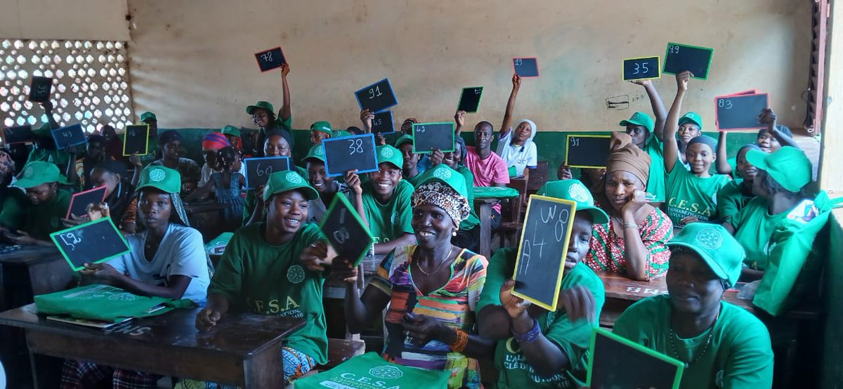 Jamilafondation's tweet photo. Today's session focused on the continuation of Voltaic symbols, helping learners strengthen their knowledge of alphabetic letters as they prepare to master numbers 0–9. Every lesson brings us closer to literacy, confidence, and economic autonomy.

#CESAProject #Education #Boké https://t.co/9Tbc0h4SPC