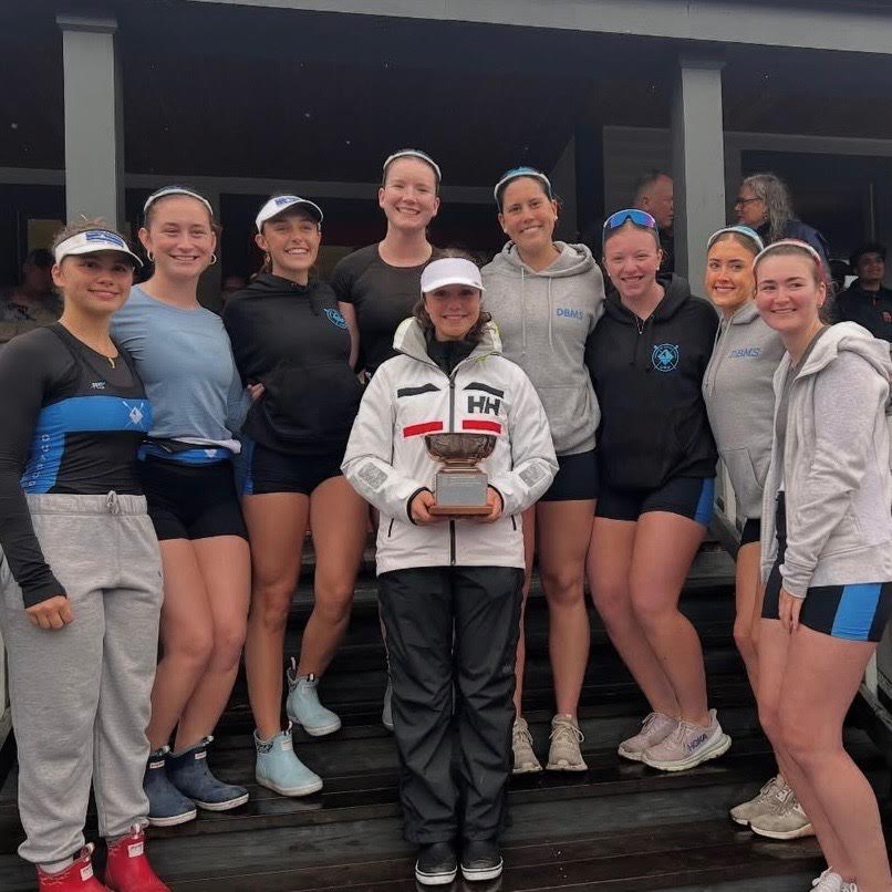 duxburyclipper's tweet photo. Prepping for College, Episode 1: Anna Arcese, Williams rowing

She loves how the campus is tucked into the mountains, everyone knows everyone and it feels like home.

"I just think it’s a truly magical place out there." https://t.co/PhtwQ7a1bd https://t.co/iGMncl5Hke