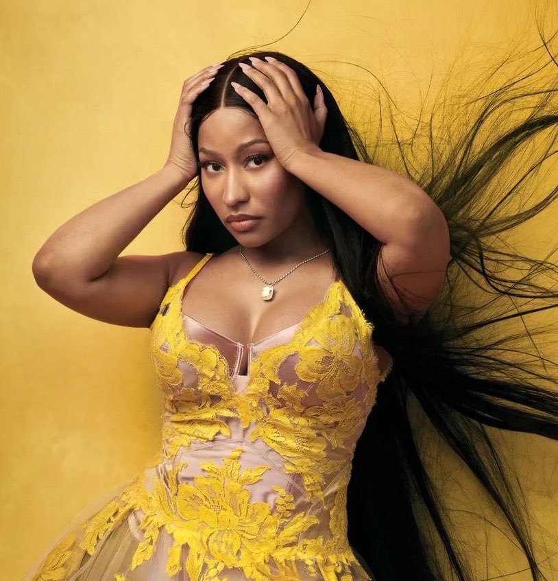nickimymotherrr's tweet photo. I’m tired of pretending like Nicki Minaj wouldn’t absolutely annihilate Lauryn hill in a rap battle https://t.co/HkgrepLIzQ