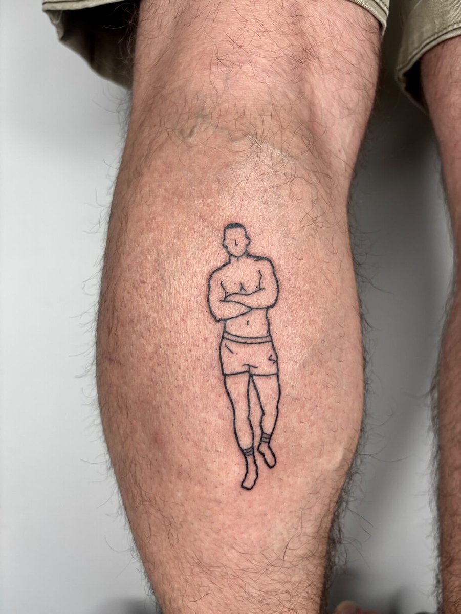 otterikk2's tweet photo. Sinon j’ai un nouveau Tattoo by Martin Sauvage 🤩 https://t.co/v68IDRFKwW