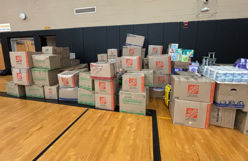 AdamRobertsMKE's tweet photo. Hundreds of boxes filled with food, clothing, and other supplies will soon be sent from Milwaukee's Blessed Sacrament Catholic Church to Venezuela, where recovery continues following devastating earthquakes last week.

Donations will still be accepted through Friday.

@620wtmj https://t.co/mdKZjte4MQ