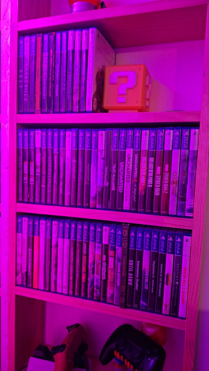 NemesisDecod's tweet photo. #playstation se va a cargar la industria del videojuego con sus políticas abusivas, ahora ya nada será tuyo, el día que cierren servidores como va a pasar con ps3 y vita perderás todo. Da asco esta industria. #ps5 #videojuegos https://t.co/gYhdXBjtp6