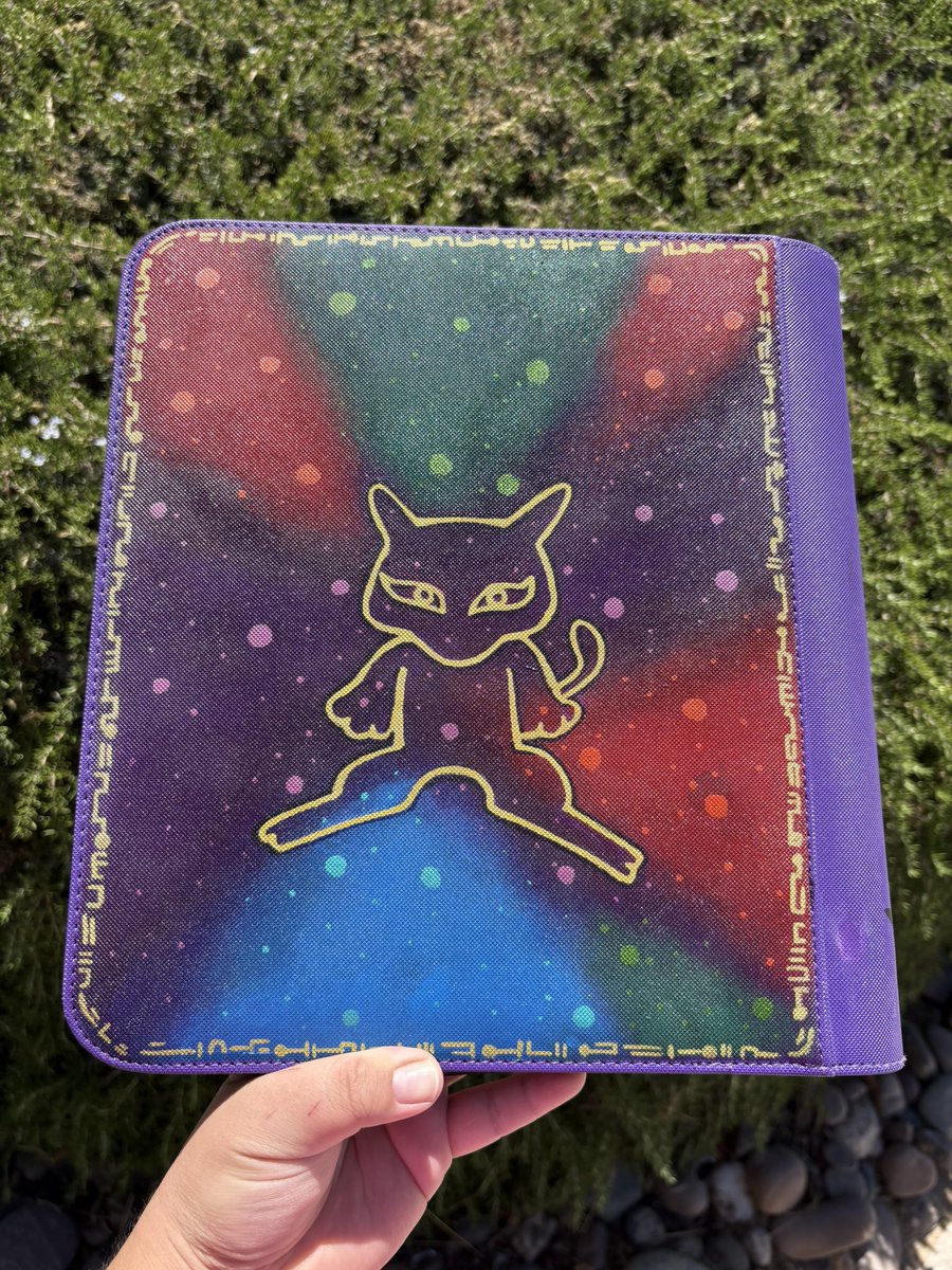 redroseyviper's tweet photo. Custom Painted Binder Commissions ✨
-
I’ve been so busy I forgot to post all of these but they’ve been so much fun to do! 
#paintedbinder #commission #pokemon https://t.co/ZFd5ttb8pQ