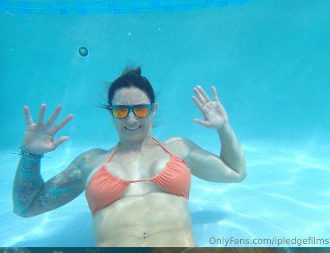 IPLEDGE - 2 pic. New dive camera mean new underwater fun! https://t.co/LbjzdaB5gr