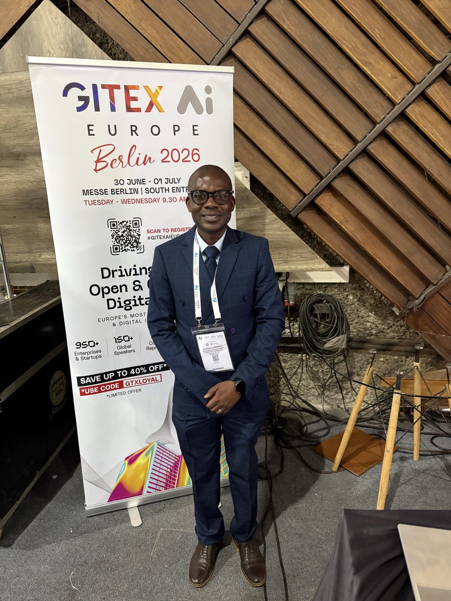 ProfTaranja's tweet photo. #AtthecoreisTech #AI #Fintech #AlAgent https://t.co/eXAkrALpiR