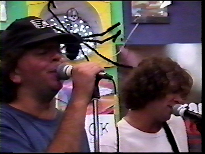 ariajbdotnet's tweet photo. Ween at Benway Bop's Records
June 30, 2000

Download and watch link in replies. https://t.co/WPVK6VSFZO