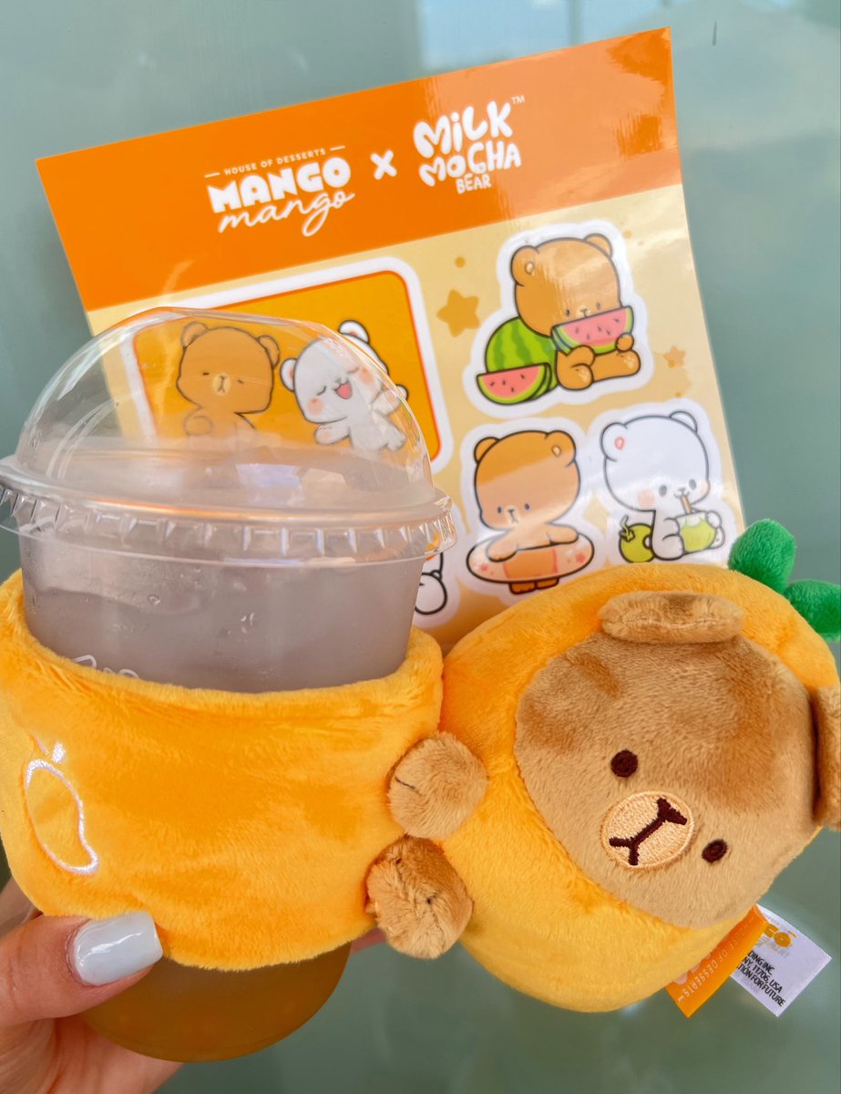garbagelatte's tweet photo. mango mango x @milkmochabear trip was a success! 🥭🐾 https://t.co/MtI1iHagqZ