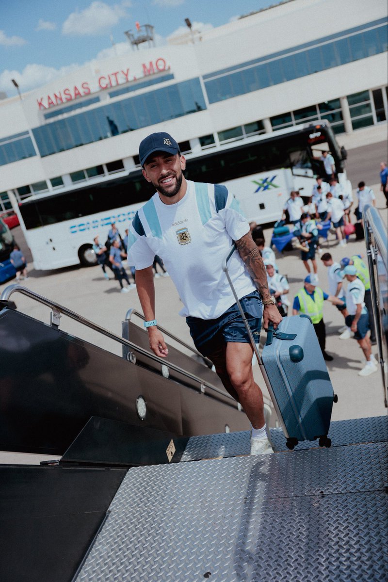Argentina's tweet photo. #SelecciónMayor ¡Nos vemos en Miami! 😎 https://t.co/oQMsLtKcTY