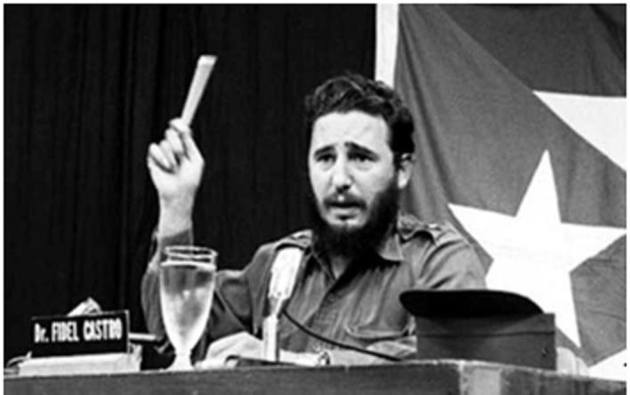 Editorial_VO's tweet photo. 🇨🇺 65 aniversario de «Palabras a los Intelectuales».
#LaPatriaSeDefiende 
Si quieres leer este interesante artículo, sigue este enlace 👇
https://t.co/jlrsuR1bWC https://t.co/oezFxGCNGG