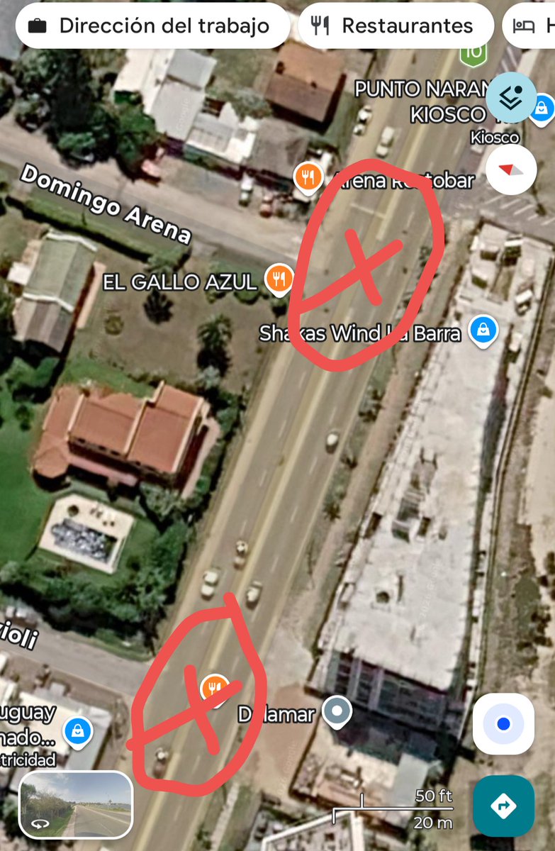 MdaFonte1881's tweet photo. @emekavoces Interrupciones en el separador central que permiten giros en U, o ingreso a la izquierda, son un riesgo innecesario y responsabilidad de las autoridades. Hay 4 en 600 mts, existiendo en ambos extremos posibilidad de cambio de sentido o cruce + seguro. Se deben cerrar ya! @mtopuy https://t.co/Ja7xQRJ9OR