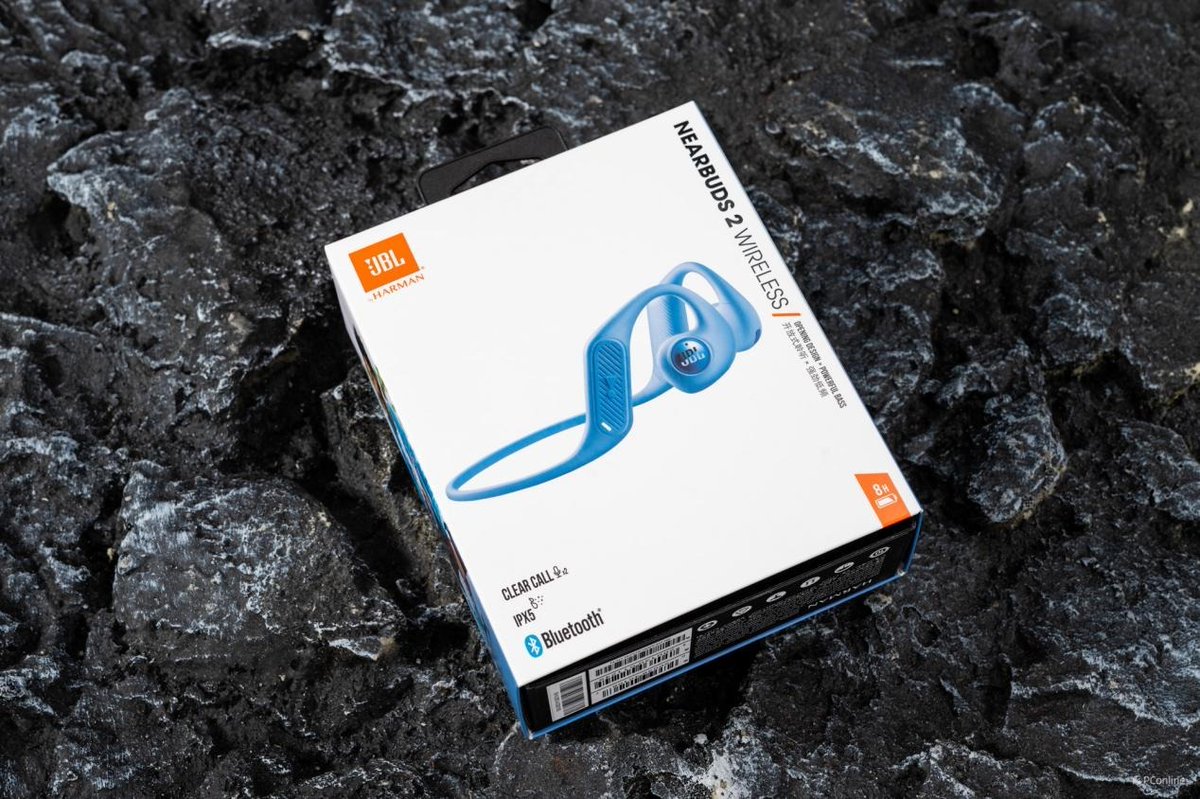 MoisesSousaMel2's tweet photo. Just unboxed my new wireless earbuds—they’re so lightweight and sound crisp! Can’t wait to use them for my morning runs. https://t.co/7A51q7TYPg
