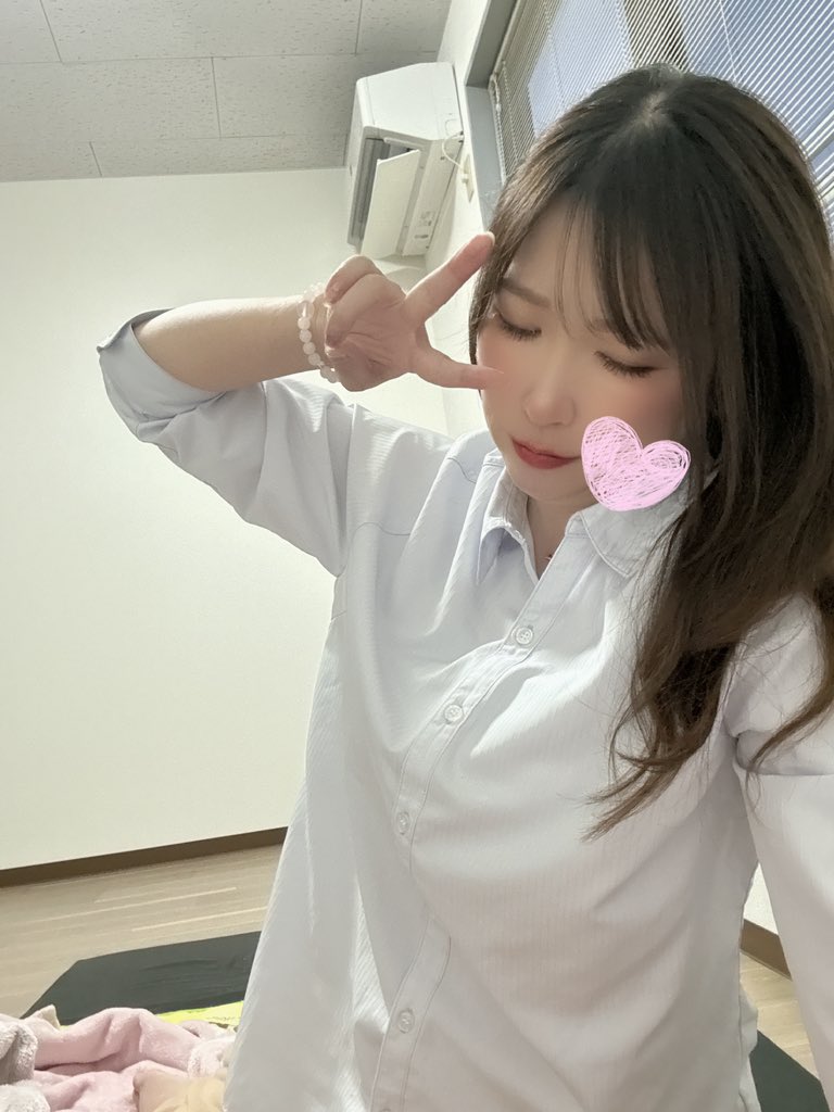 HW_sayama's tweet photo. おはふぅ🦋✨
ご挨拶遅れました🥲
７月もよろしくね🩷🩷🩷
今月の目標📝✨
①お弁当を作る（10日に1回は…）🐥
②新しいことに挑戦する💪🏻🩷
③いただいたリプは２日以内に必ずお返事する🙌🏻✨ https://t.co/cK6uv6Fe7d