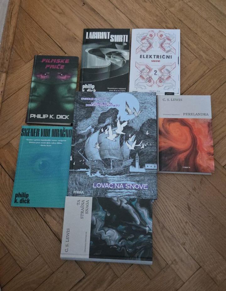 BTheodoros1's tweet photo. Priprema za godišnji odmor https://t.co/nbksZQT1CA