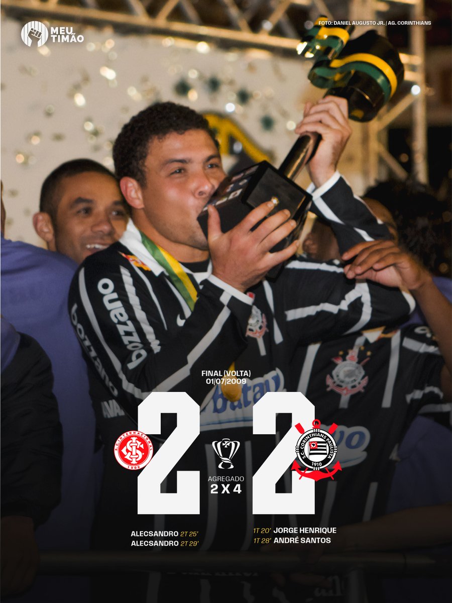 MeuTimao's tweet photo. Há 17 anos, o Corinthians conquistava o tricampeonato da Copa do Brasil após empatar com o Internacional no Beira-Rio. 🏆🏆🏆

📸 Daniel Augusto Jr. / Ag. Corinthians https://t.co/ZvW9u43UYW