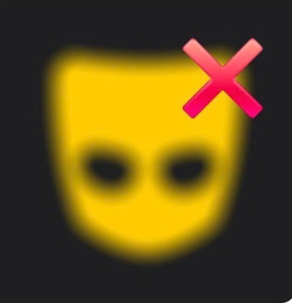 OPalDoOliver's tweet photo. Todo mundo trocou o App amarelo para o App vermelho 😜🔥 https://t.co/uuxeTHAYG0