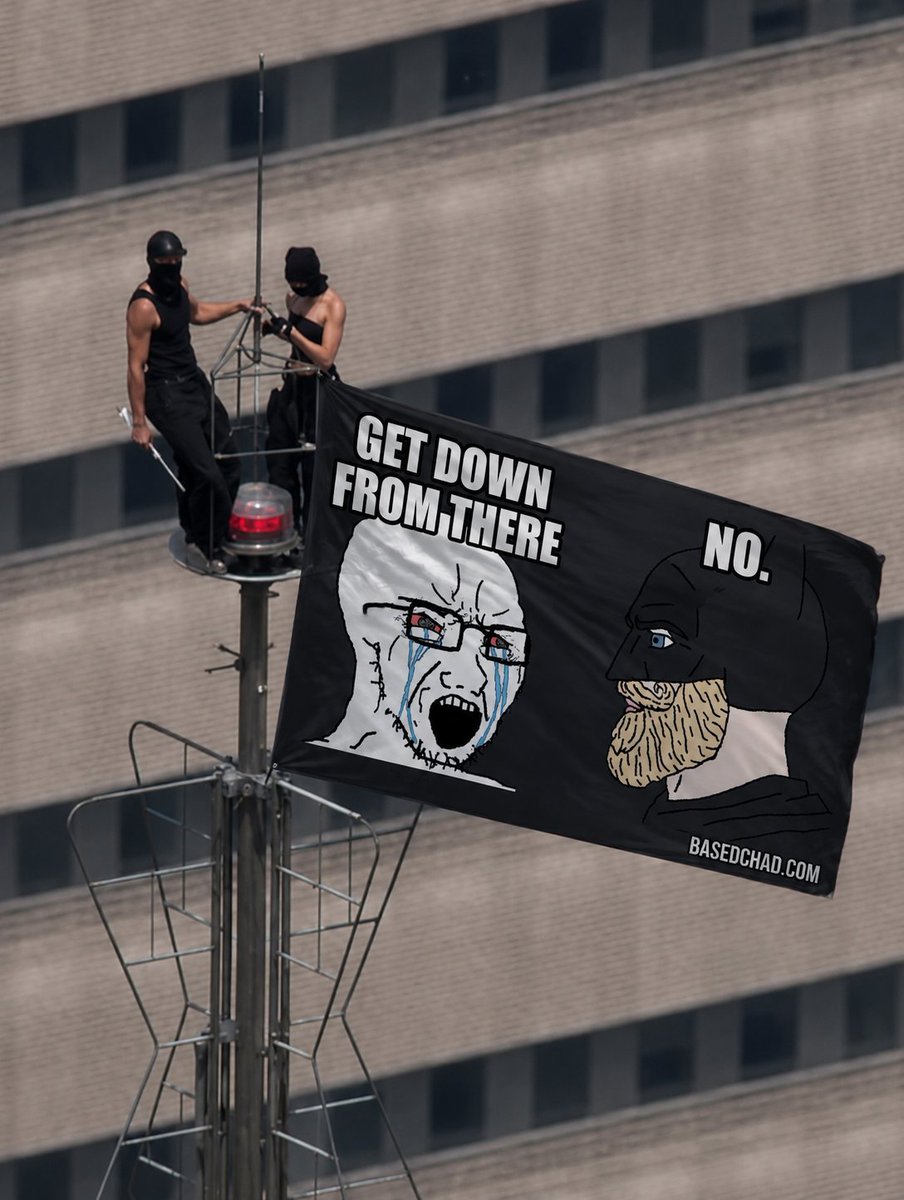 10yethChad's tweet photo. BREAKING: Two people have climbed to the top of the Empire State Building in New York City, holding a base:0xecaf81eb42cd30014eb44130b89bcd6d4ad98b92 meme banner from the skyscraper's antenna.

As of now it's unclear how the pair reached the top of the building as police work to get them down from the spire, 1,454 feet above the ground.