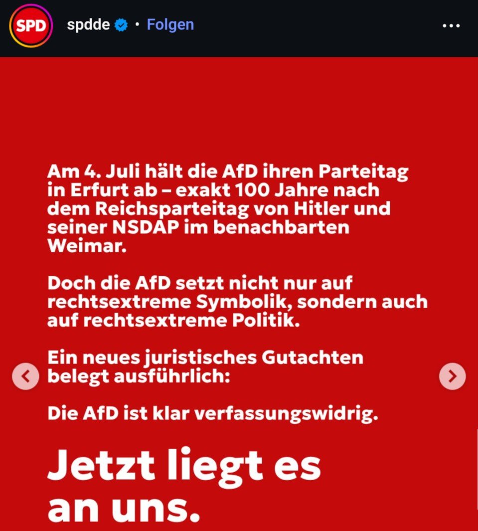 ben_brechtken's tweet photo. Die SPD ist eine vollkommen geist- und geschichtslose Partei. Setzt AfD und NSDAP gleich und beruft sich in dem Kontext auf ein Gutachten, das eben KEINE Wesensverwandtschaft der Partei mit dem NS feststellen konnte.

Eine Frage hätte ich dann aber noch, liebe @spdde: Wenn sich Geschichte wirklich wiederholt, wann stimmt ihr dann im Reichstag zusammen mit der AfD ab, so wie ihr es damals auch mit der NSDAP getan habt?
