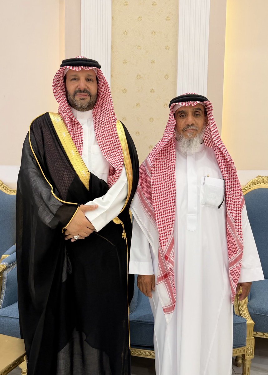 alrfa555's tweet photo. #الدوادمي 
#عتيبه 
تشرفت بتلبية دعوة الزميل القدير
 #حربي_العضياني
لحضور حفل زواج ابنه محمد
في أمسية جميلة سادها الود 
وكانت من أجمل المناسبات 🌷
و تشرفت بلقاء الزملاء السابقين 
محمد العبداللطيف و فهد العفتان 
إلى جانب نخبة من الزملاء الكرام
في لقاء أعاد أجمل ذكريات مكتب العمل 🇸🇦 https://t.co/9LfmuZ58Mv