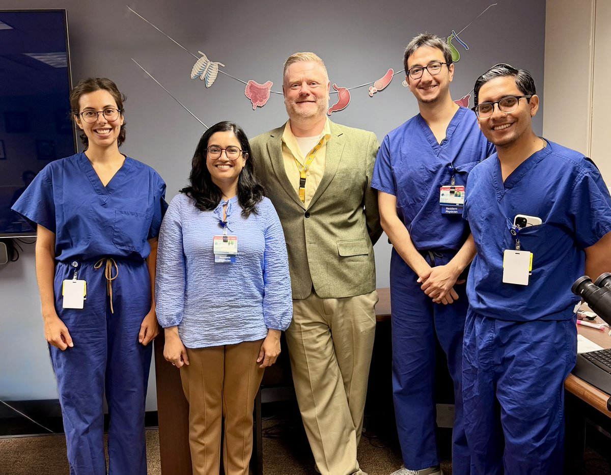 NYPathologist's tweet photo. Welcome to the AMC Department of Pathology and Laboratory Medicine resident class of 2030!! We are so lucky to have you! ❤️🔬📚🎉 #pathology #pathtwitter #residency #residentlife @PathAlbanyMed  @AlbanyMed https://t.co/MvHcu8afk9