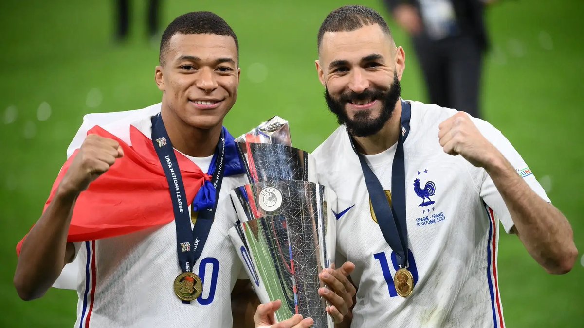 MB7044028266028's tweet photo. Mbappe with elite Jugadors/Connectors cash money grab https://t.co/QD6dJIPUky