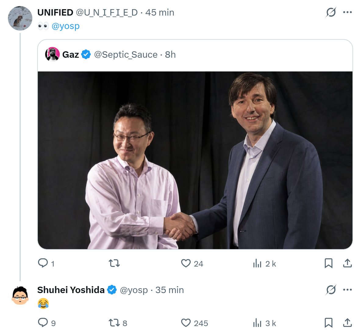 MaximeChao's tweet photo. Shuhei Yoshida qui se tape une barre devant le montage où il pactise avec Don Mattrick... 😅 https://t.co/RXuR2QMiva