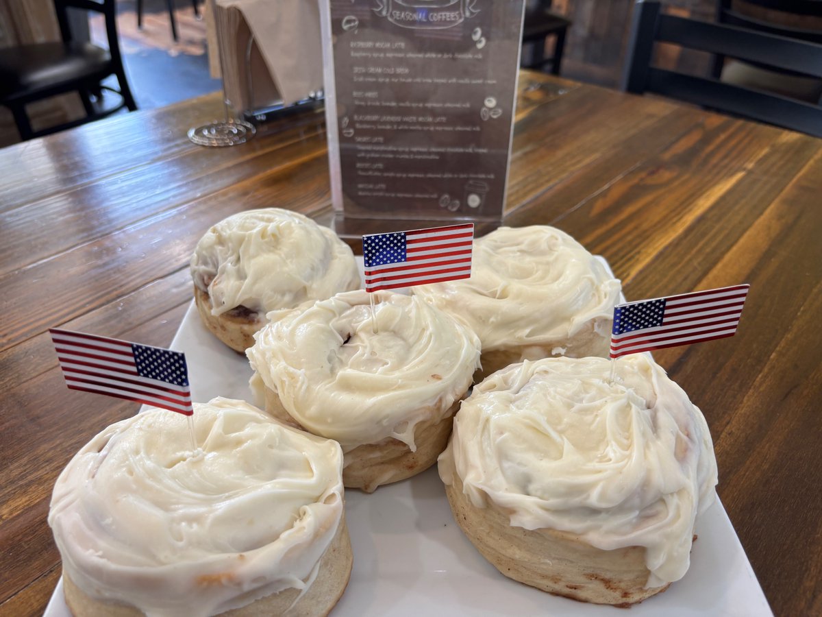 TheCookeryNash's tweet photo. Happy 250th USA! July 4 will be our best Birthday ever! Join us Thur &amp; Fri 7am-2pm, as we remember all that is good about America! Closed on Sat but we will still be going out to feed those in need from 9am-11am, &amp; Fri Night Worship, open to all. 6:30pm. Join us for both! https://t.co/2Jezu18ljg
