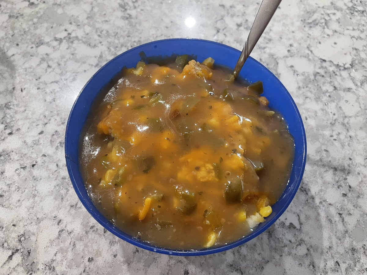 MidnightReximus's tweet photo. Chicken Mashed potato bowl with dicier jalapeño. A satisfying dinner I made. https://t.co/U8phBR7gQb