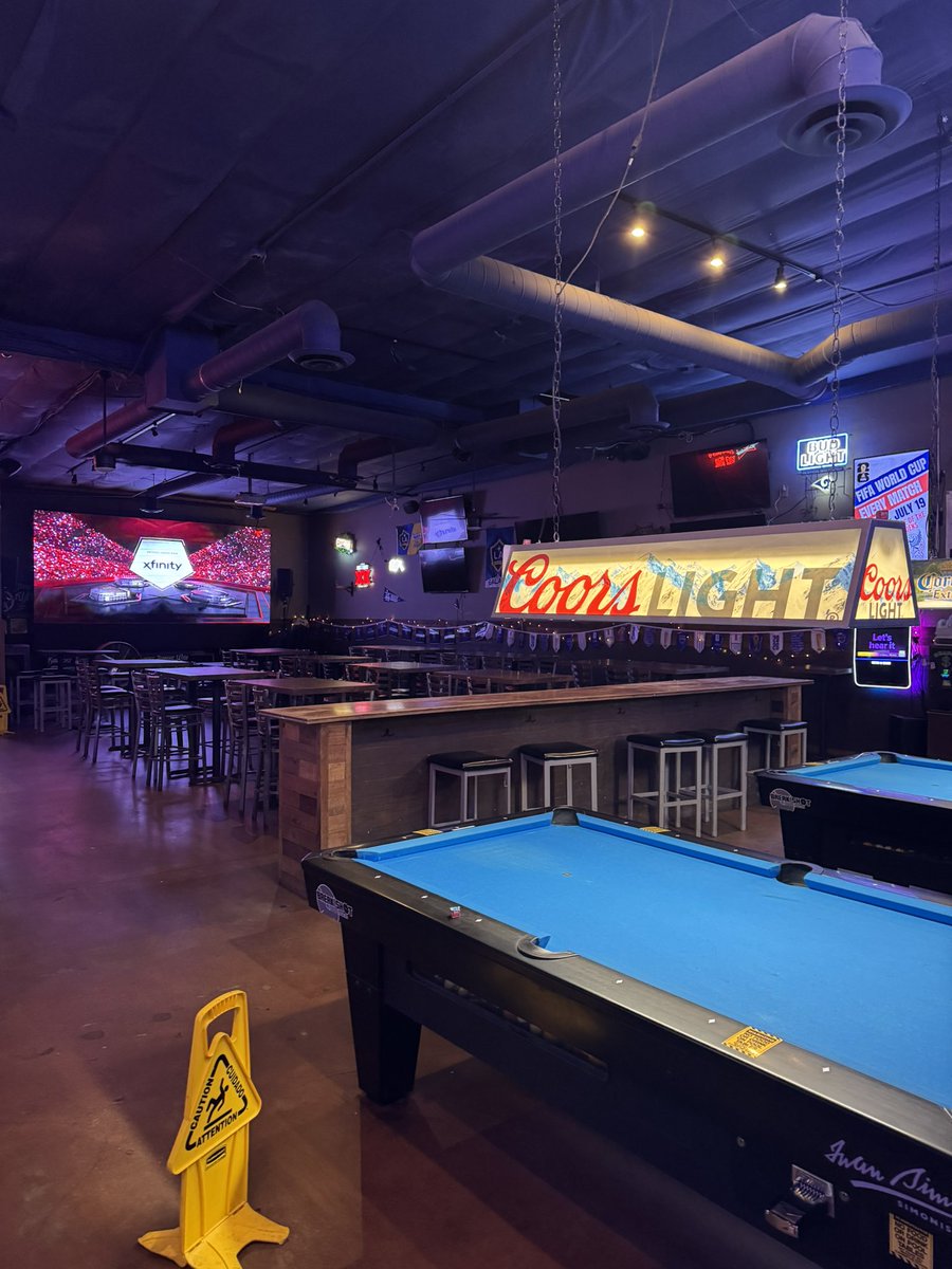 Tanershift4's tweet photo. Shift4Dine New POS upgrade Gardens Bar in CA! 👊  We do our work with passion.🔥We are instilling our love for Shift4Dine in everyone. 💙  🚀🚀😍😍 Owner loved the new p.o.s system! #Shift4Dine @Shift4 🇨🇾🇨🇾 https://t.co/idcnPNPNBN