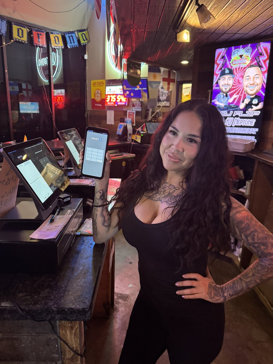 Tanershift4's tweet photo. Shift4Dine New POS upgrade Gardens Bar in CA! 👊  We do our work with passion.🔥We are instilling our love for Shift4Dine in everyone. 💙  🚀🚀😍😍 Owner loved the new p.o.s system! #Shift4Dine @Shift4 🇨🇾🇨🇾 https://t.co/idcnPNPNBN