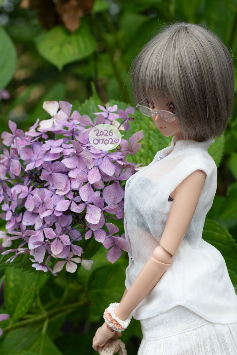おはなに 朝から多摩方面へおでかけ 雨だなー #smartdoll