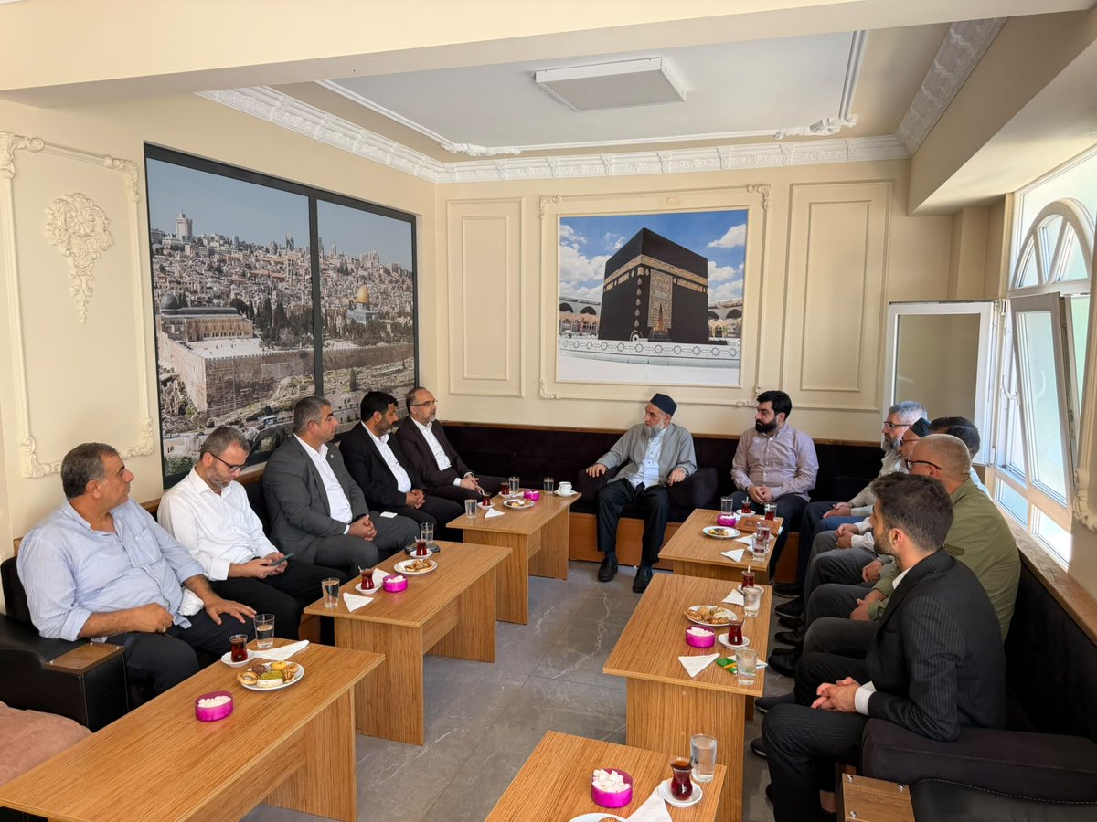 hudaparkocaeli's tweet photo. Genel Başkan Yardımcımız Sayın İshak Sağlam, Kocaeli İl Başkanımız Ali Çiftçioğlu ve beraberindeki heyet, Ahmet Doğan Hocamızı ziyaret etti.

Nazik misafirperverliği için kendisine teşekkür ediyoruz. https://t.co/u6pNojPoYd