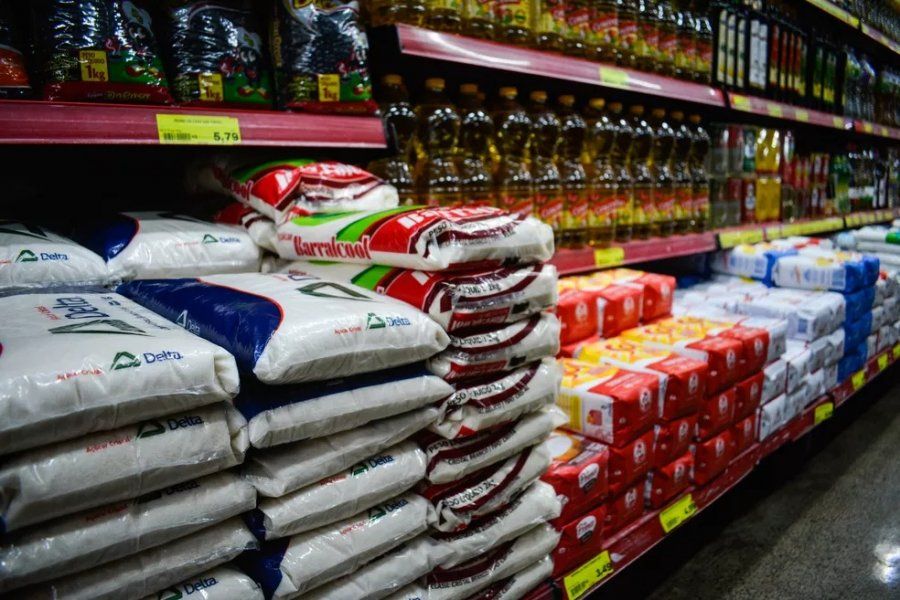 AFONSOCLAUDIOG1's tweet photo. BRASIL 👀 ALIMENTOS BÁSICOS (+) BARATOS - SIM!

BRASIL - LULA 13 - SIM!

👀 AÇÚCAR, *ARROZ 5kg ,*FEIJÃO, *ÓLEO DE COZINHA *FARINHA DE TRIGO = Pão, Biscoito, Macarrão...

*CARNES 2ª - Acém, carré suíno, frango... https://t.co/eO93ggJ1Bo